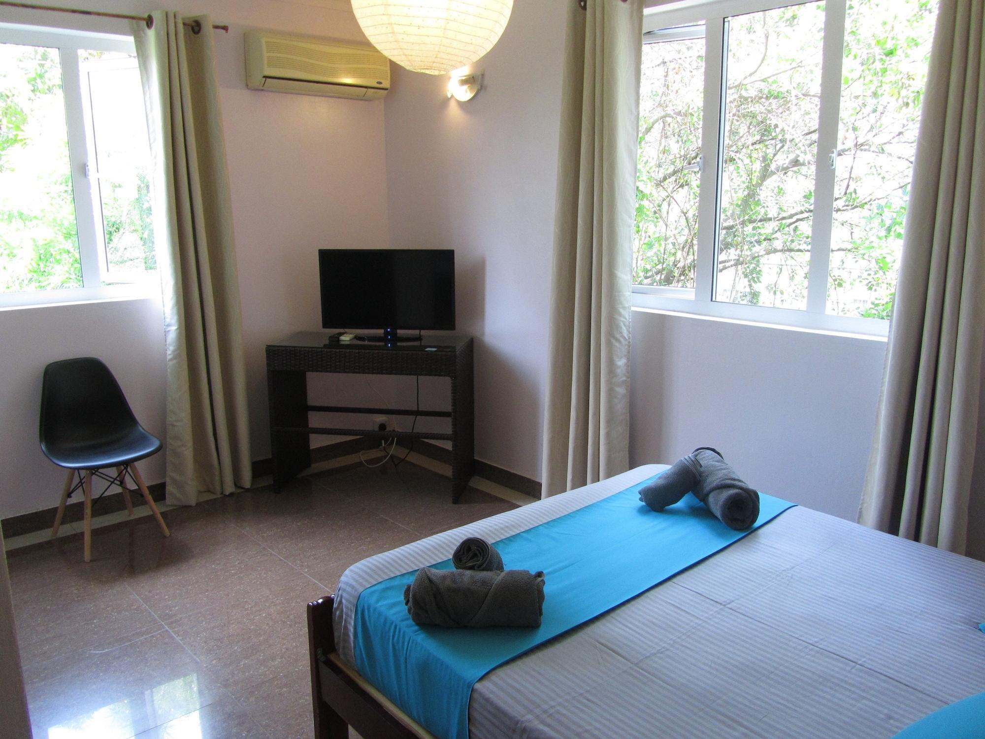 Flic-en-Flacq Lariad Bnb מראה חיצוני תמונה